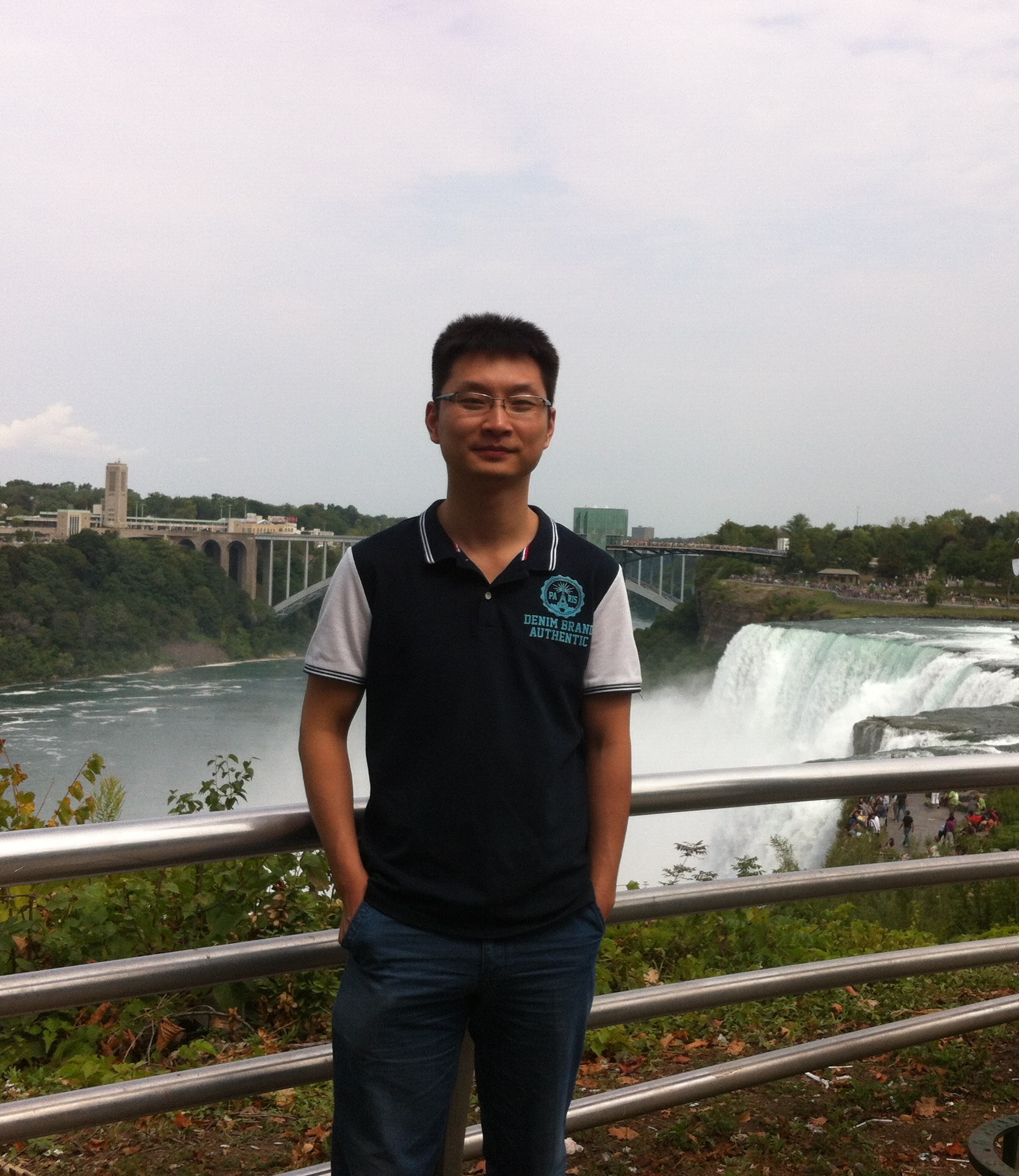 广发体育创新论坛第一千四百五十九讲：Ultra-cold gases---A “hot” dish of the “coldest” matter in physics