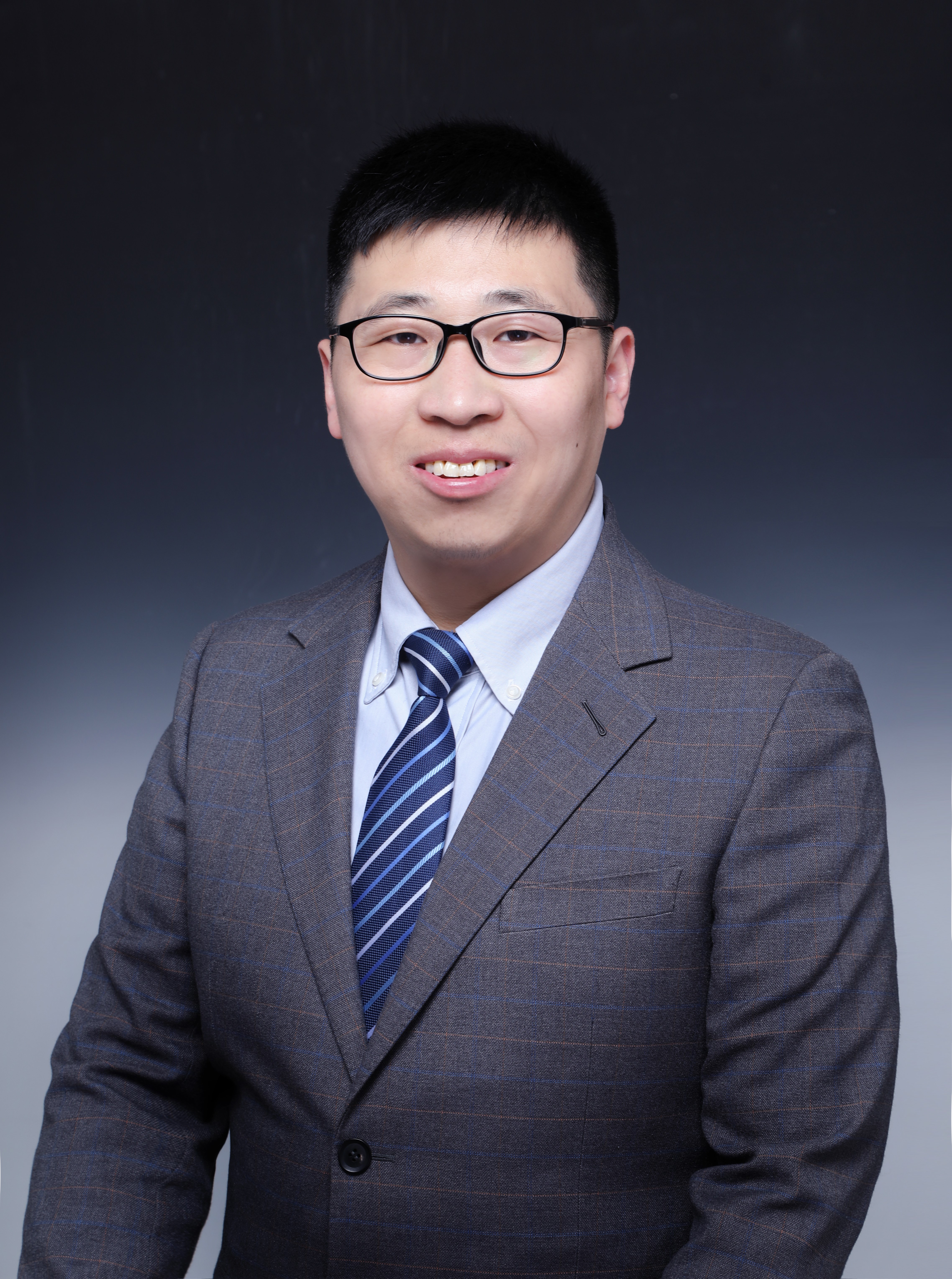 广发体育创新论坛第一千七百七十四讲：结构明确碳（新型）同素异形体人工全合成初探