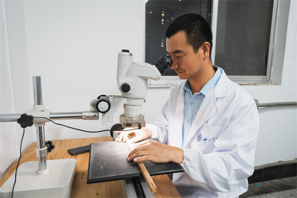 1727425895425058592.png 图片15.png