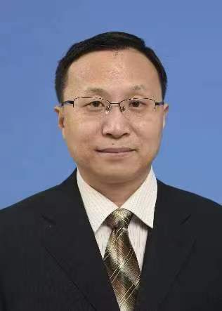 广发体育创新论坛第一千四百零六讲：拓扑光子学与液晶光子学的联姻 — 可见拓扑激射