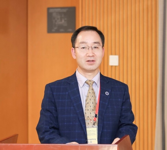 广发体育创新论坛第一千五百二十二讲：中生代重大地质事件与植被环境变化